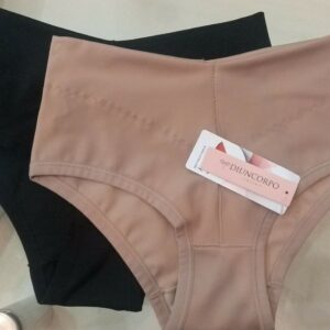 18.600 - Calcinha Alta com reforço